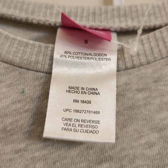 NWT Minnie Mouse Girls Sweatshirt Shorts Set Disney Disneyworld 5T - Picture 7 of 7